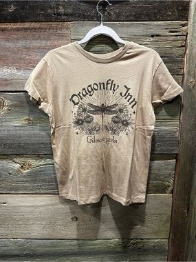 NWT Gilmore Girls Dragonfly Inn Graphic Tee - Size Small